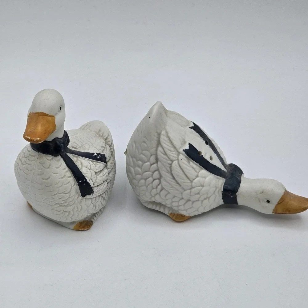 Goose Salt & Pepper Shakers Blue Ribbon Bow Geese Vintage